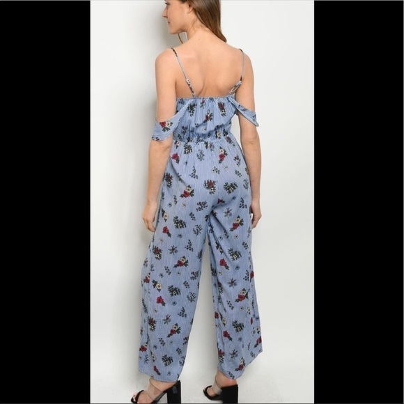 * Only 1 left! Spaghetti strap off the shoulder j… - Picture 3 of 6